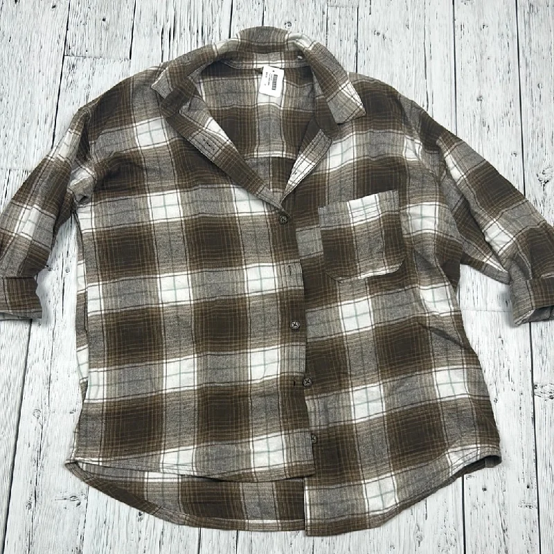 Garage plaid button up shirt - Hers XS/S-- Faux Fur Fabric Real Fur Fabric Shearling Fabric Garage plaid button up shirt - Hers XS/S-- Faux Fur Fabric Real Fur Fabric Shearling Fabric
