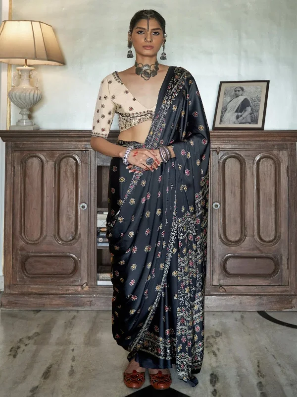 Saree Mall Women's Crepe Black Printed Celebrity Saree With Blouse Piece-SURMA102 Lightweight Linen Blouse
