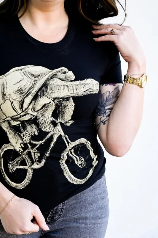 Tortoise on A Bicycle Women's Shirt-- Graphic T-Shirt Round Neck Polyester