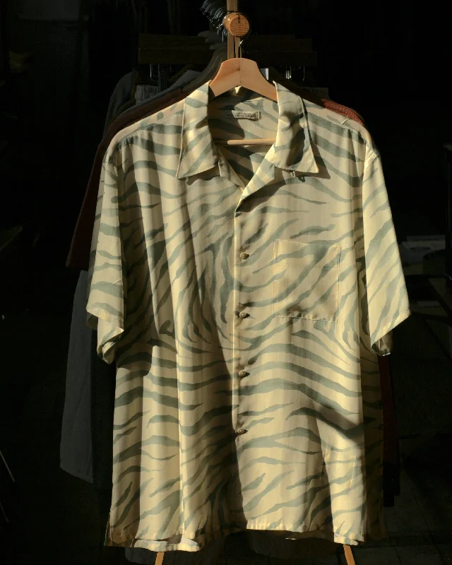 Safari Original Printed Open-Collar Short-Sleeve Shirts - Eucalyptus-- Seamless Knitted Crochet