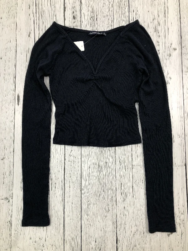 Abercrombie&Fitch black cropped shirt - Hers XS-- Collared T-Shirt Boat Neck A-Line