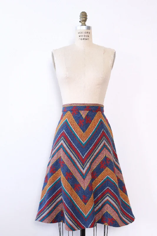 Chevron Eagle Skirt M asymmetrical skirt cut