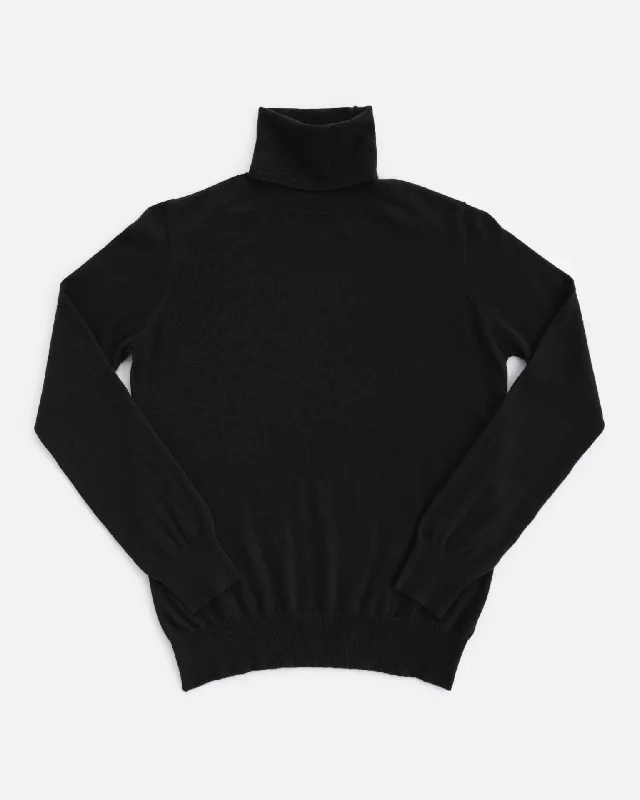 THE SUPER LIGHT ROLLNECK SWEATER | BLACK Chenille Fabric Brocade Fabric Lace Fabric