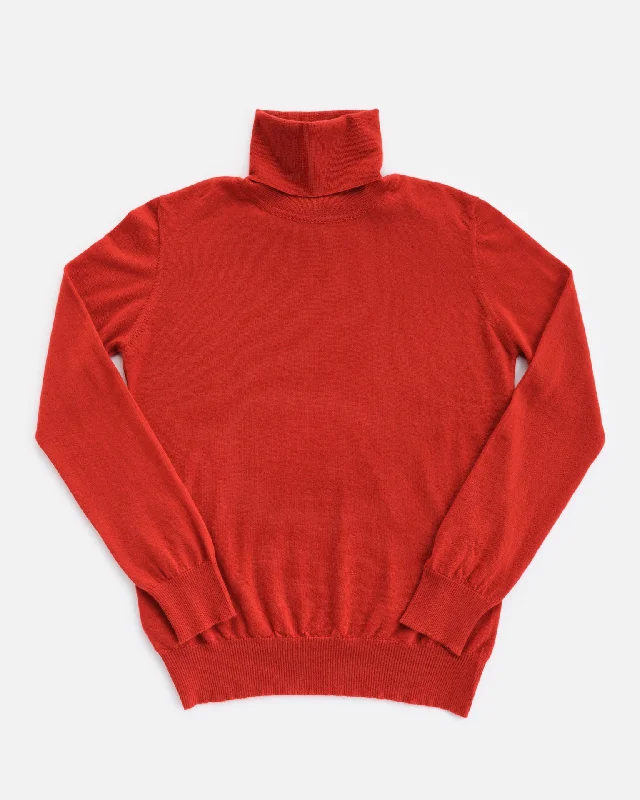 THE SUPER LIGHT ROLLNECK SWEATER | RED DULSE Front Pockets Side Pockets Patch Pockets