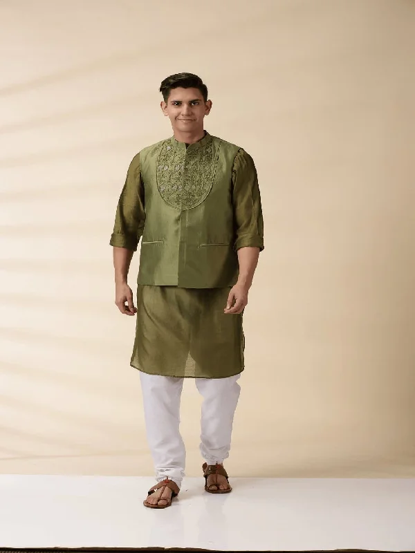 Chanderi Men Nehru Jacket & Kurta Set - Green Fitted Jacket Loose Jacket Oversized Jacket Chanderi Men Nehru Jacket & Kurta Set - Green Fitted Jacket Loose Jacket Oversized Jacket