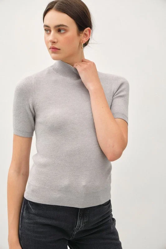 Mock Neck Short Sleeve Sweater Zippered Front Buttoned Front Snap Front