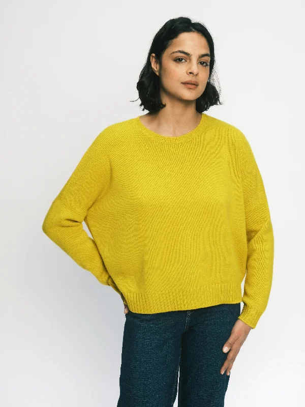 THE TRAPEZE SWEATER |CORONA Zippered Buttoned Snapped