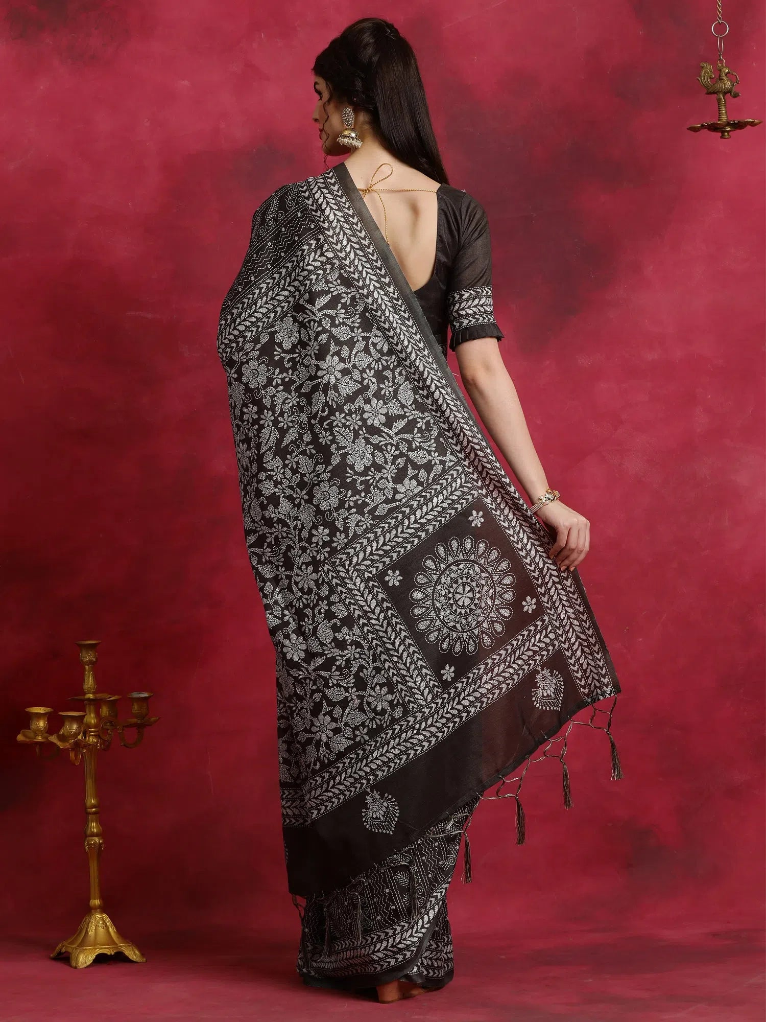 Saree Mall Women's Manipuri Black Printed Designer Saree With Blouse Piece-KNTHAC1008 Satin Drape Blouse Saree Mall Women's Manipuri Black Printed Designer Saree With Blouse Piece-KNTHAC1008 Satin Drape Blouse